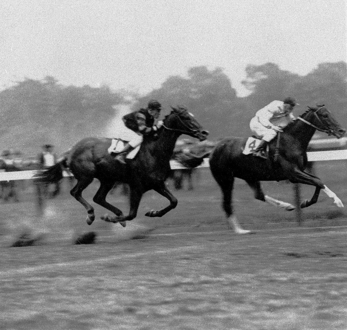 1919-Man-o'-War-Upset.jpg